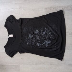 Black Women's Top with Floral Decal / Made in USA / Size Medium